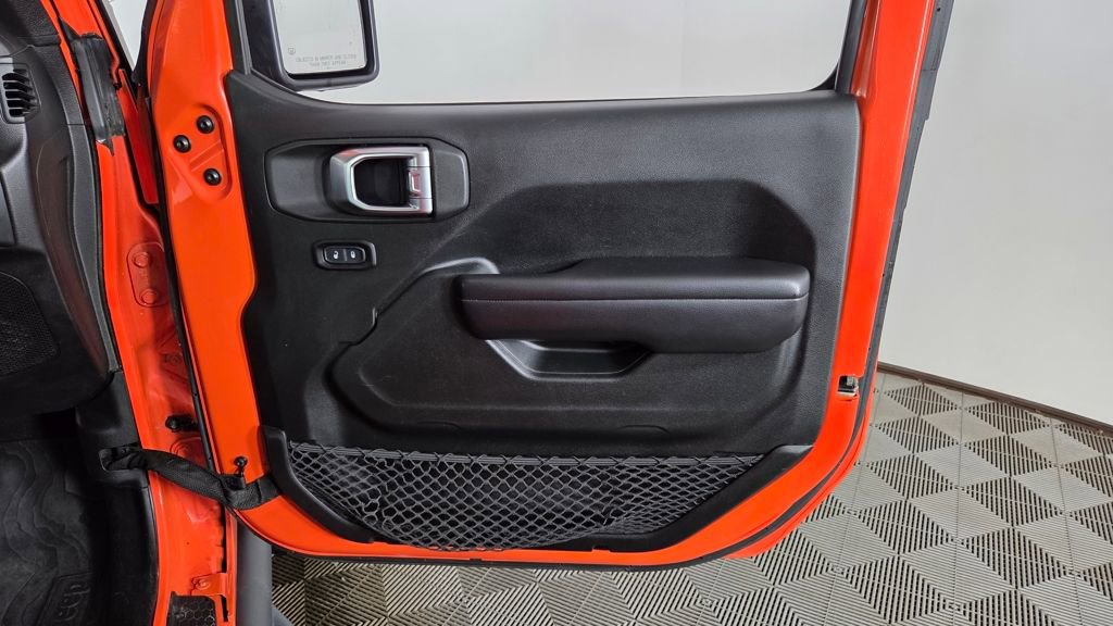 Used 2018 Jeep Wrangler Unlimited Sport S image 34