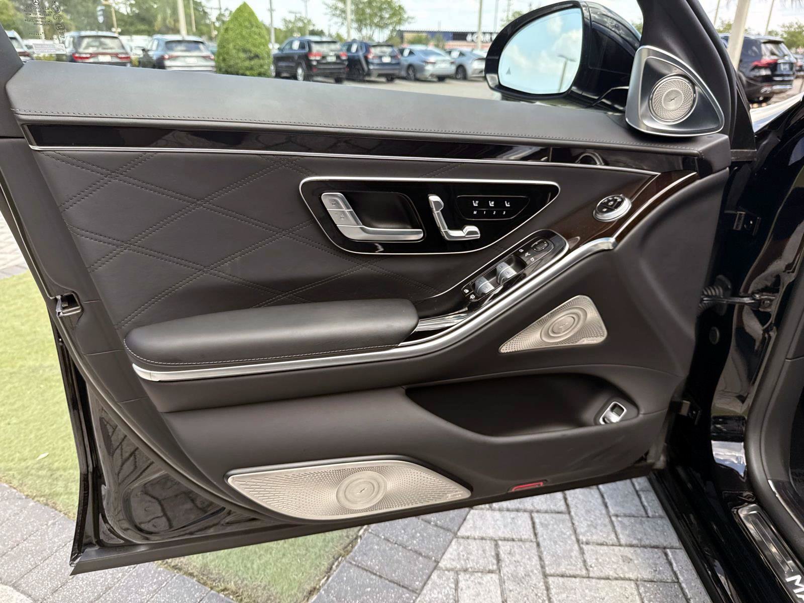 Certified 2024 Mercedes-Benz Maybach S 680 4MATIC image 19
