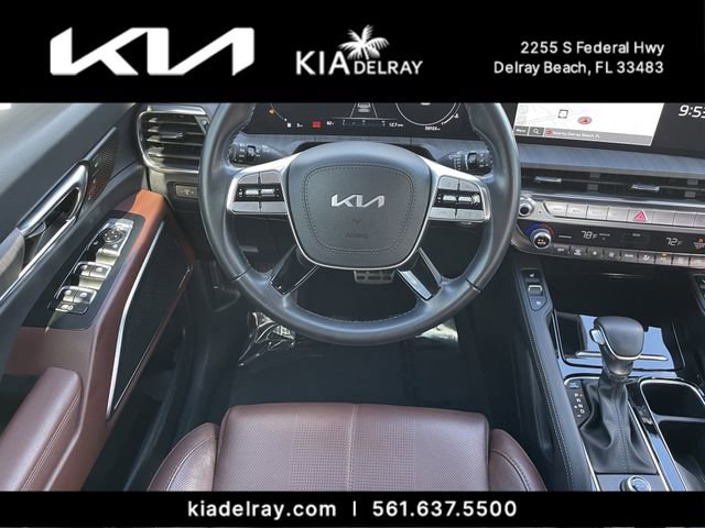 Used 2024 Kia Telluride SX w/ Towing Package FWD image 12