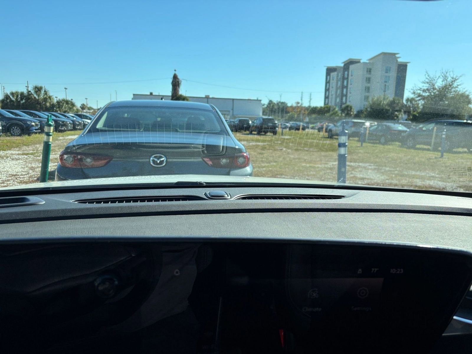 Used 2025 Buick Envista Preferred image 18