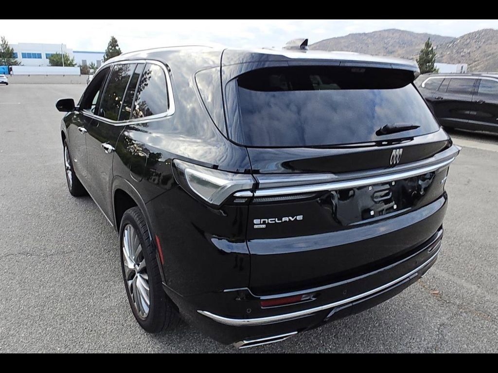 Certified 2025 Buick Enclave Avenir w/ Super Cruise Package AWD/4WD image 4