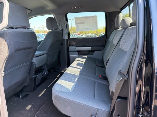 New 2026 Ford F250 XLT w/ XLT Premium Package AWD/4WD image 9