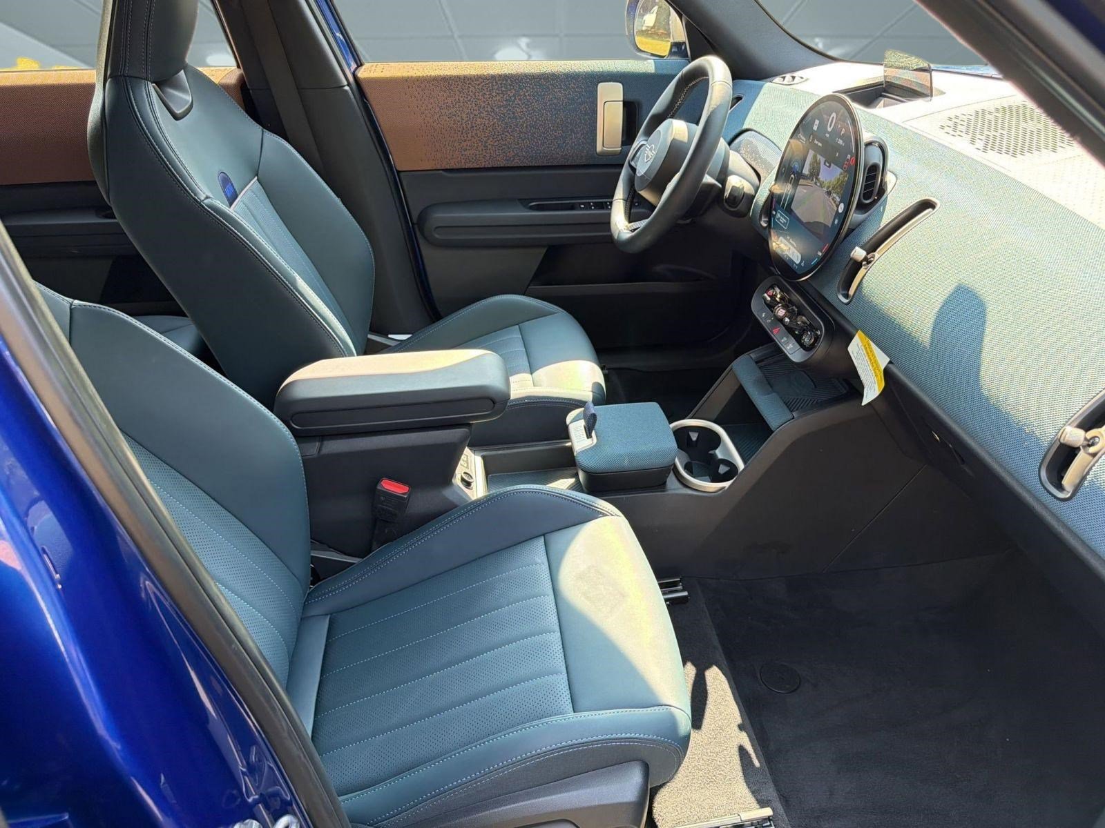 Certified 2025 MINI Cooper Countryman S AWD/4WD image 29