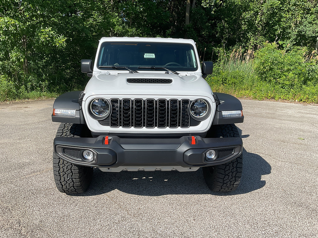 New 2026 Jeep Gladiator Mojave w/ Safety Group AWD/4WD image 2