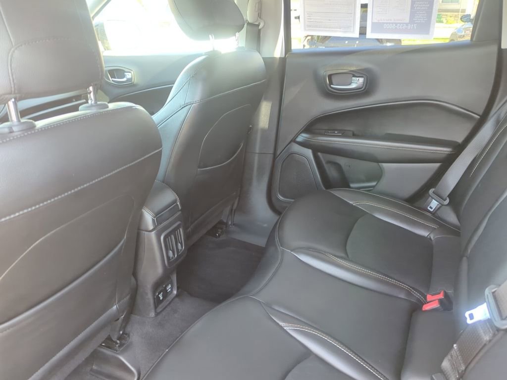 Used 2019 Jeep Compass Latitude w/ Popular Equipment Group AWD/4WD image 13