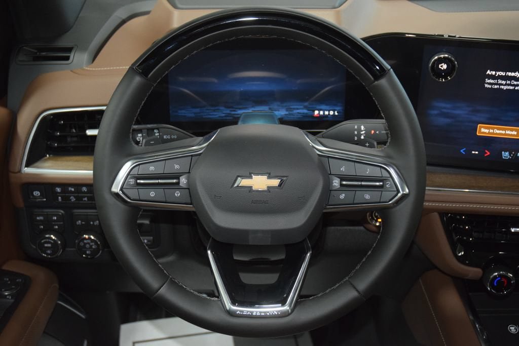 New 2026 Chevrolet Suburban High Country AWD/4WD image 37