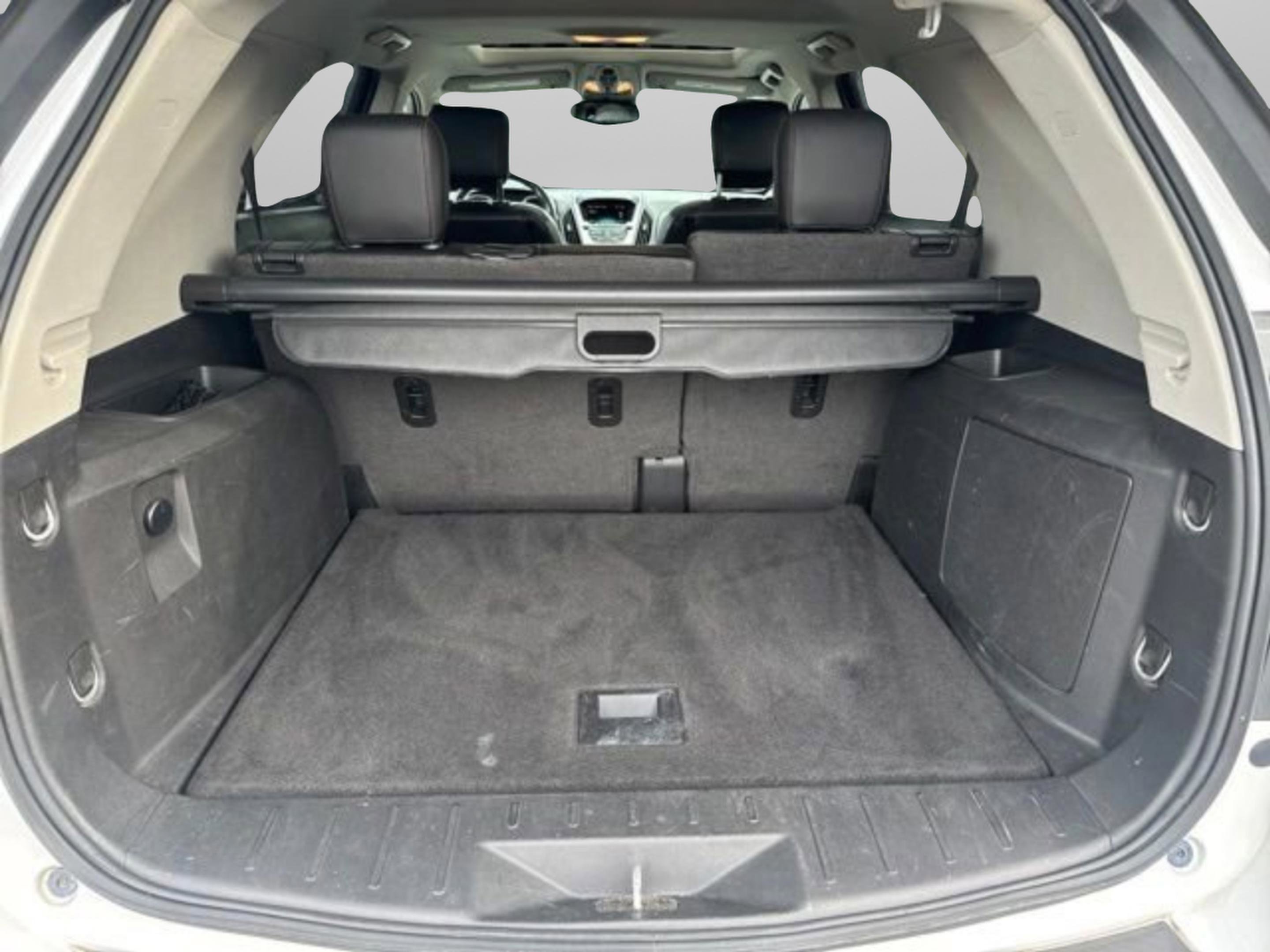 Used 2016 Chevrolet Equinox LTZ w/ Enhanced Convenience Package FWD image 23