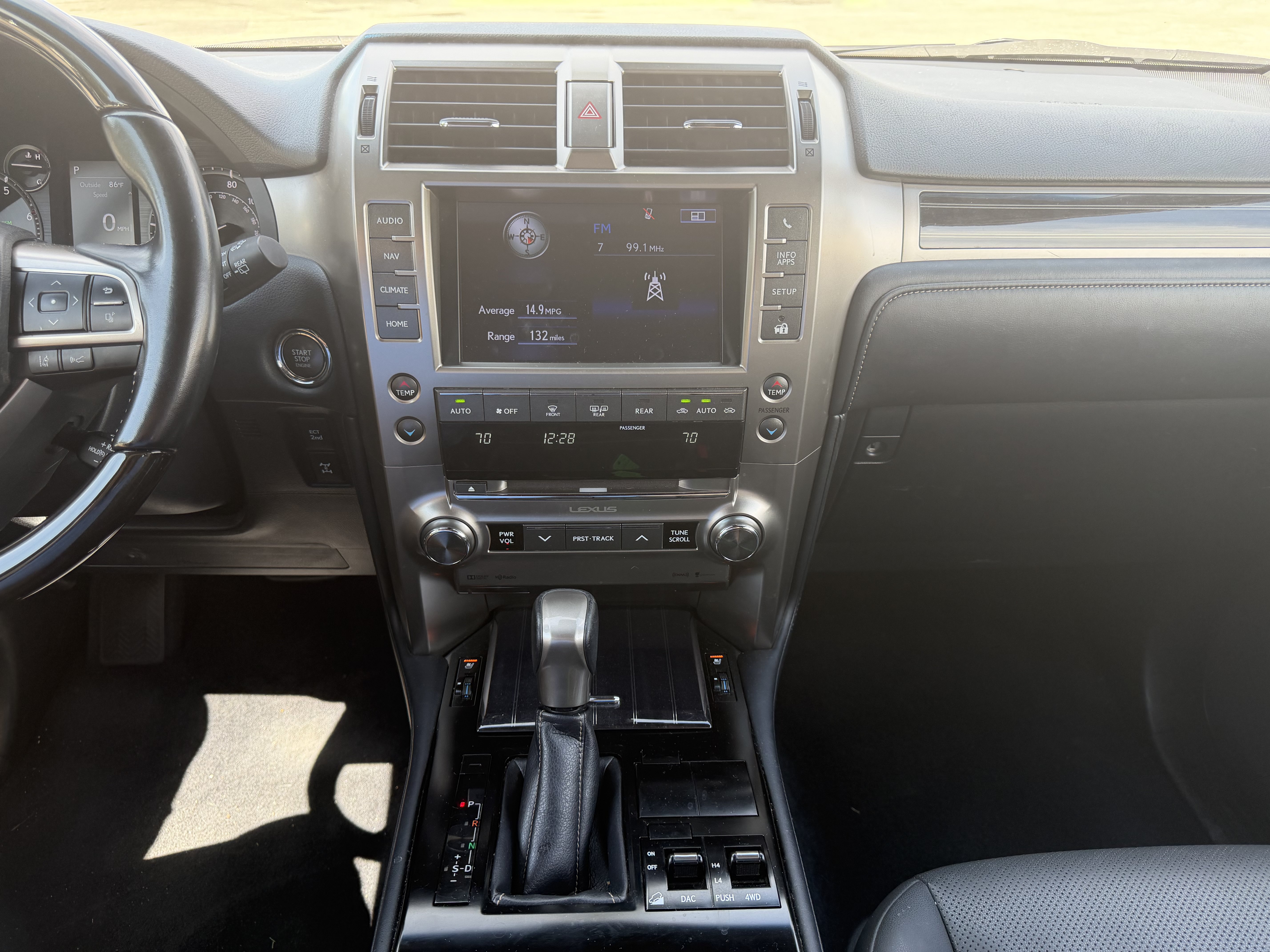 Used 2021 Lexus GX 460 Premium w/ Premium Package AWD/4WD image 21