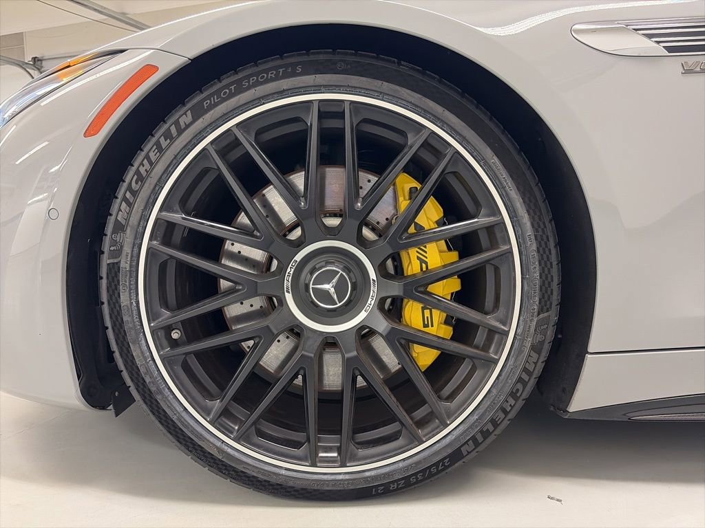 Certified 2022 Mercedes-Benz SL 63 AMG 4MATIC image 7