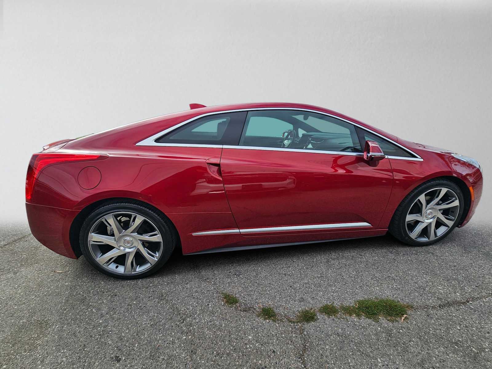 Used 2014 Cadillac ELR w/ Luxury Package FWD image 2