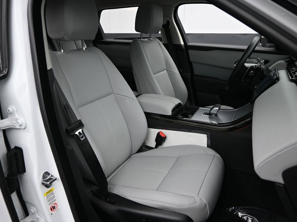 Used 2025 Land Rover Range Rover Velar S image 29
