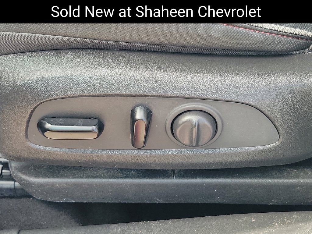 Used 2021 Chevrolet TrailBlazer RS w/ Sun and Liftgate Package AWD/4WD image 8