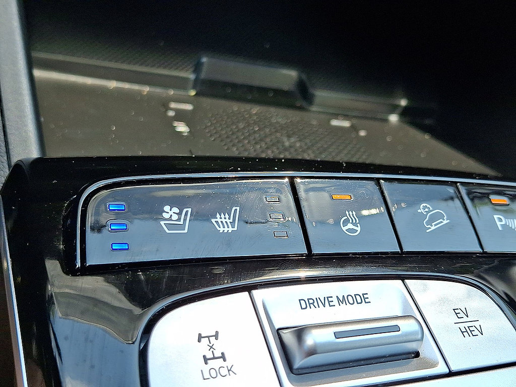 Certified 2024 Hyundai Tucson Limited AWD/4WD image 19