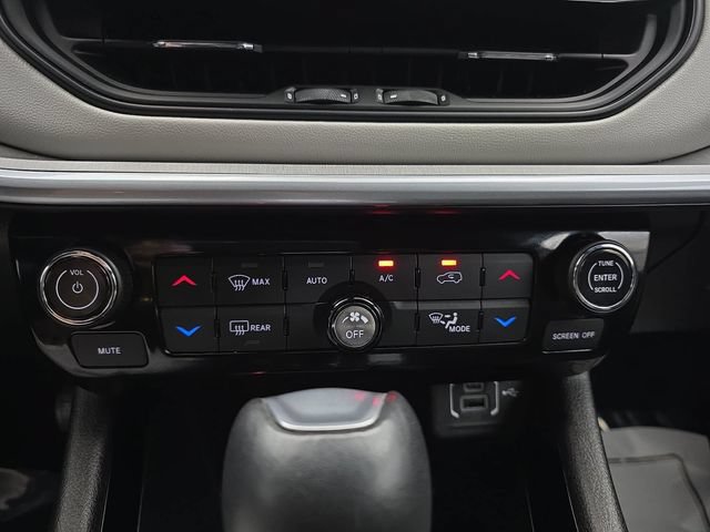 Used 2025 Jeep Compass Limited AWD/4WD image 24
