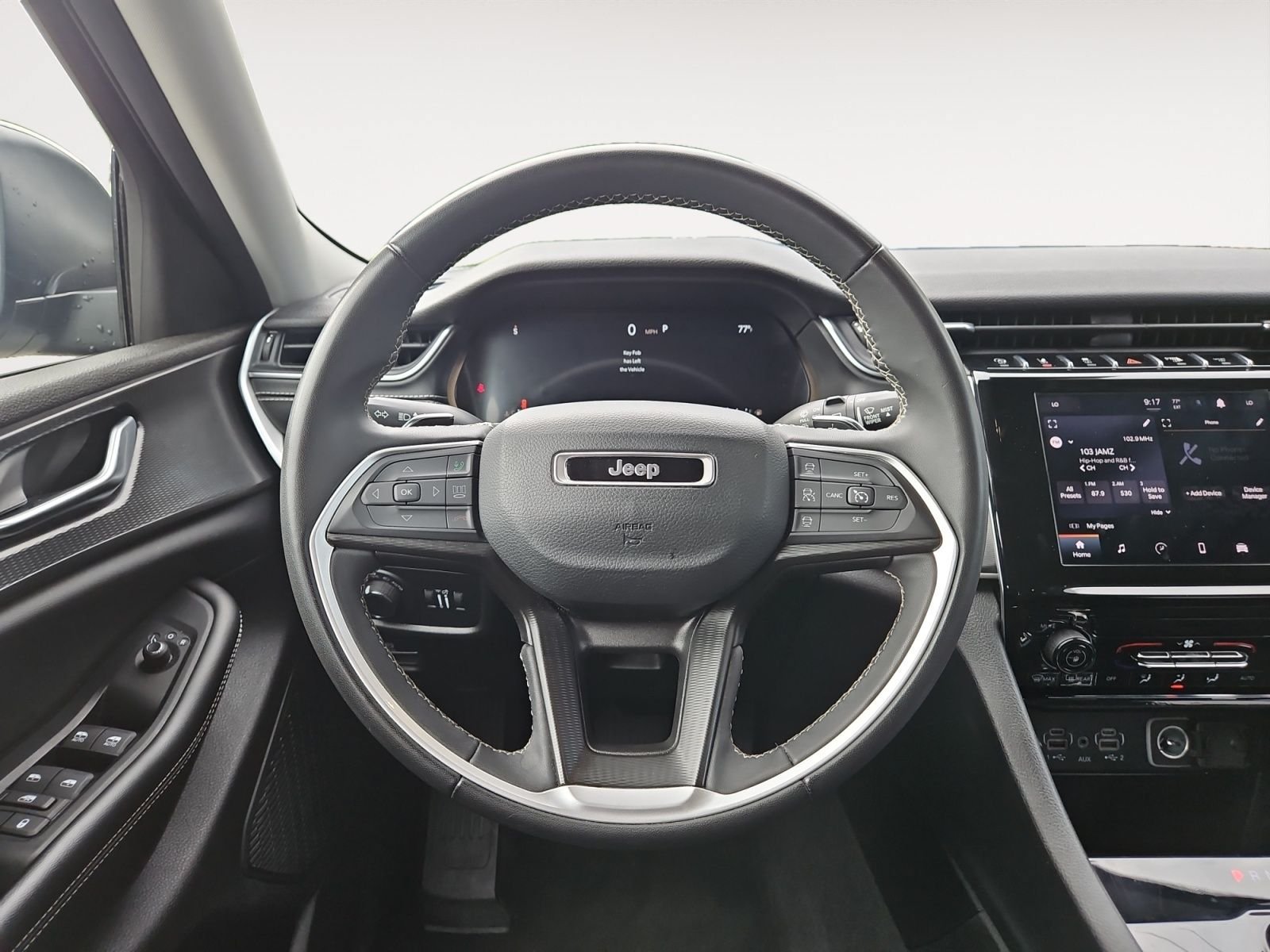 Used 2023 Jeep Grand Cherokee L Laredo RWD image 12