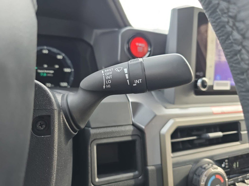 New 2025 Toyota Tacoma TRD Off-Road image 17