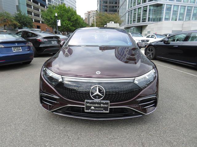 Used 2024 Mercedes-Benz EQS 580 4MATIC Sedan w/ Executive Interior Package image 6
