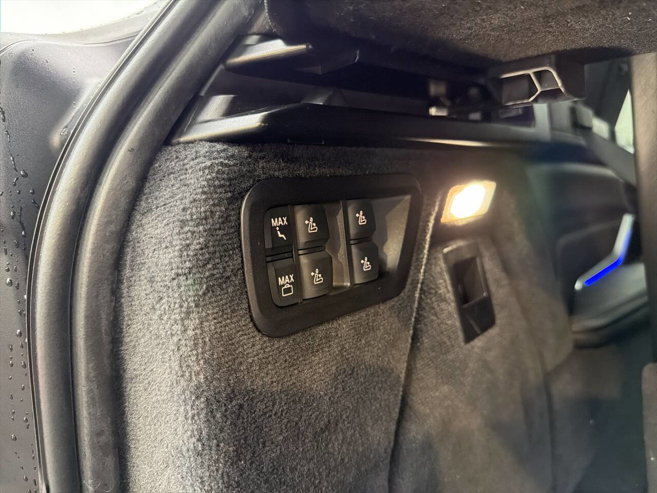 Used 2019 BMW X7 xDrive50i w/ M Sport Package image 12