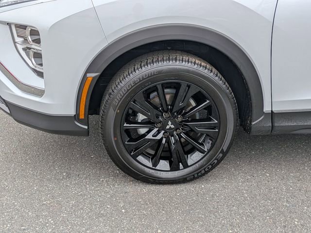 New 2025 Mitsubishi Eclipse Cross Black Edition image 11