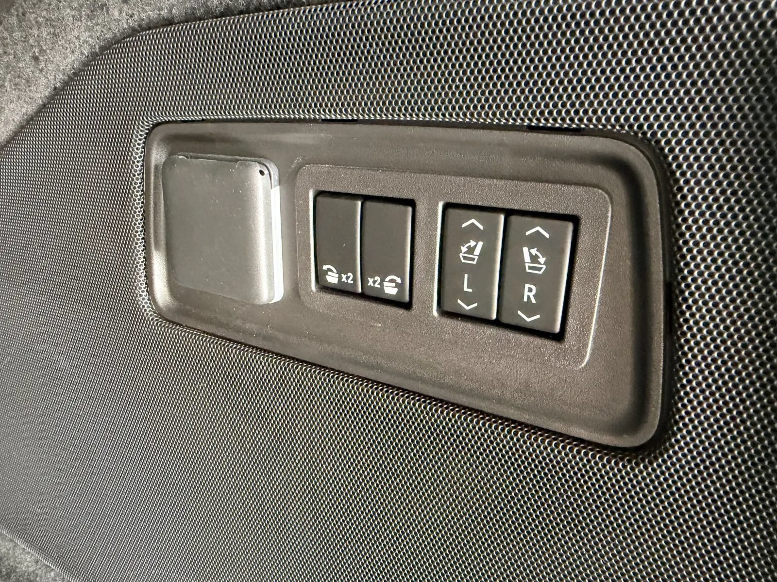 Used 2023 Cadillac Escalade Sport w/ Touring Package AWD/4WD image 21