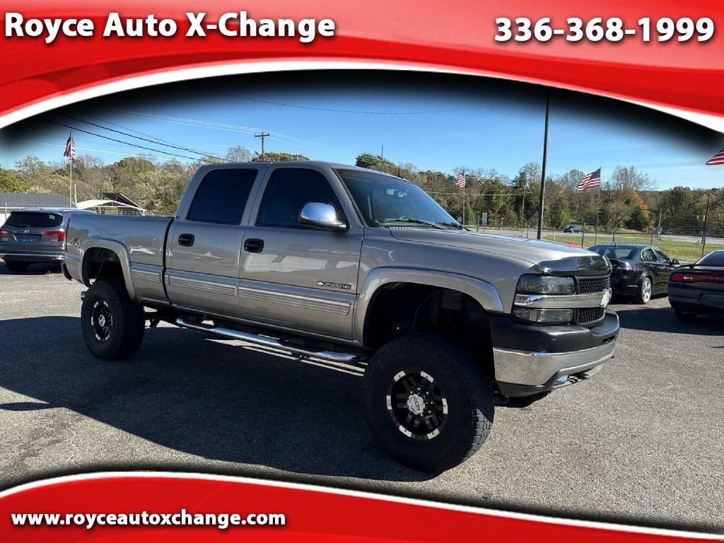 Used 2002 Chevrolet Silverado 2500 LT w/ Off-Road Skid Plate Pkg image 1