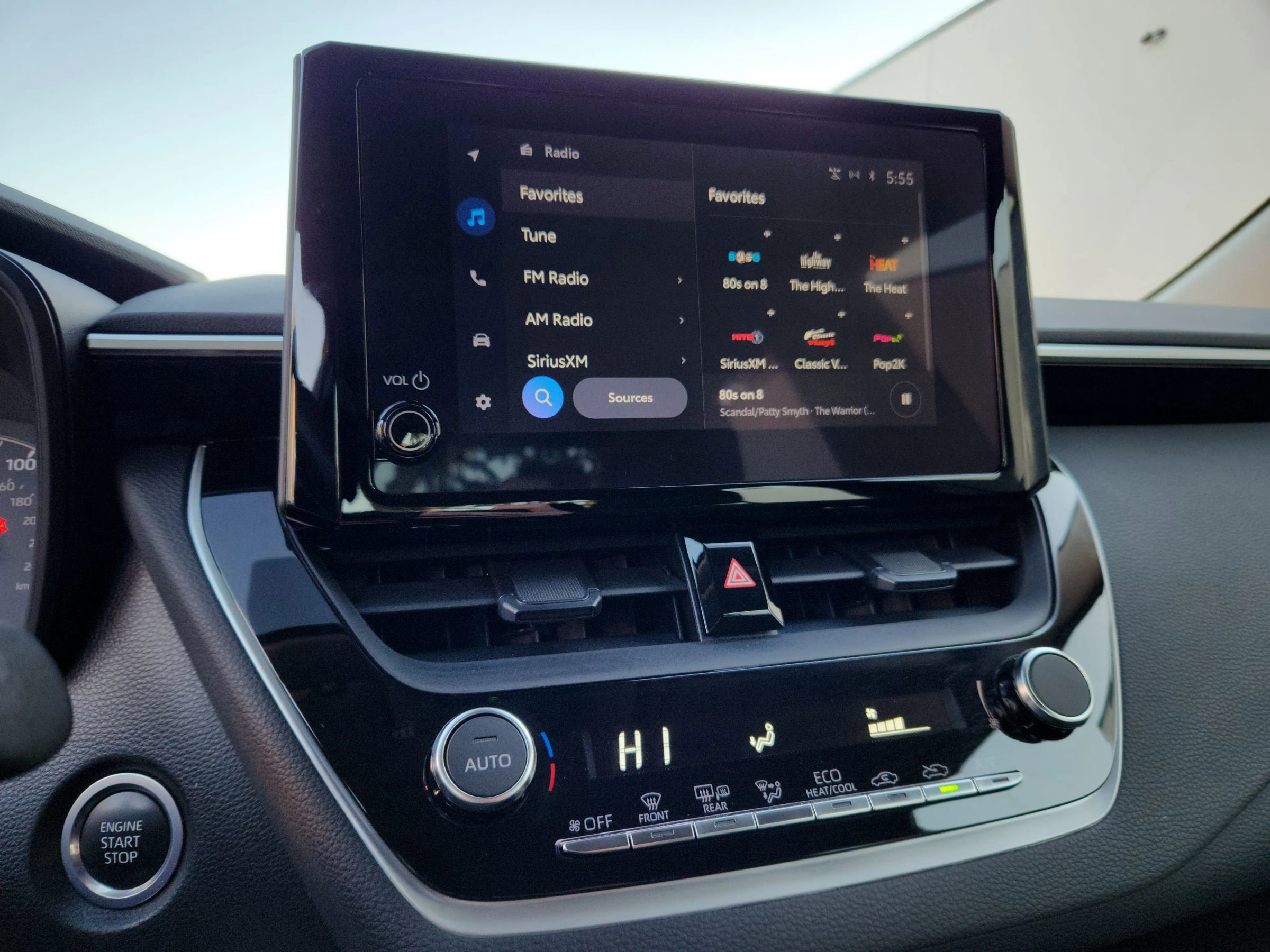 Used 2023 Toyota Corolla LE w/ LE Premium Package image 12