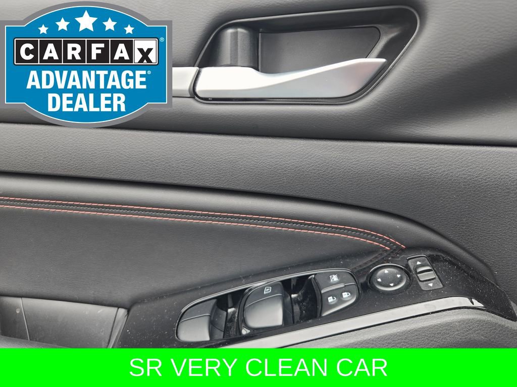 Used 2023 Nissan Altima 2.5 SR image 17