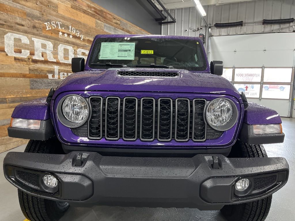 New 2026 Jeep Gladiator Sport AWD/4WD image 8