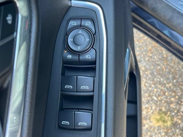 Used 2024 GMC Sierra 1500 SLT AWD/4WD image 5