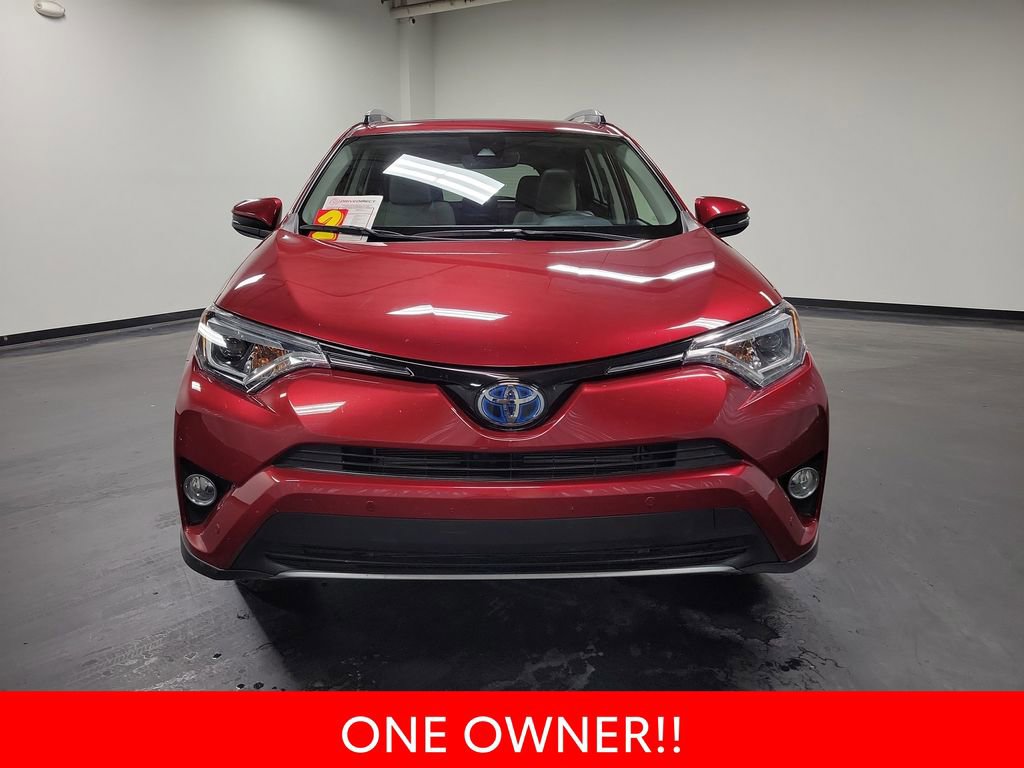 Used 2018 Toyota RAV4 Limited image 3