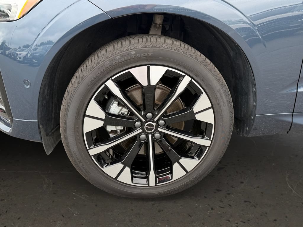 Certified 2026 Volvo XC60 B5 Ultra w/ Climate Package AWD/4WD image 27