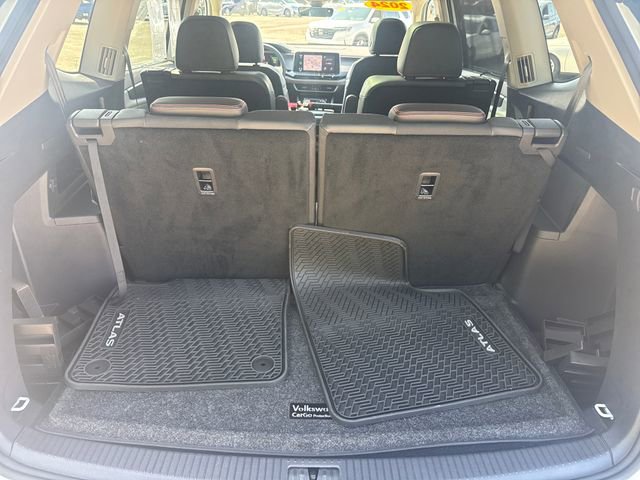 Used 2024 Volkswagen Atlas Peak Edition SEL image 24