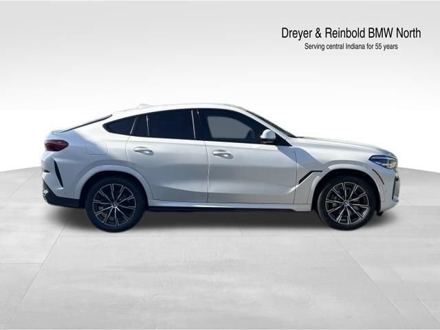 Used 2023 BMW X6 xDrive40i w/ M Sport Package AWD/4WD image 8