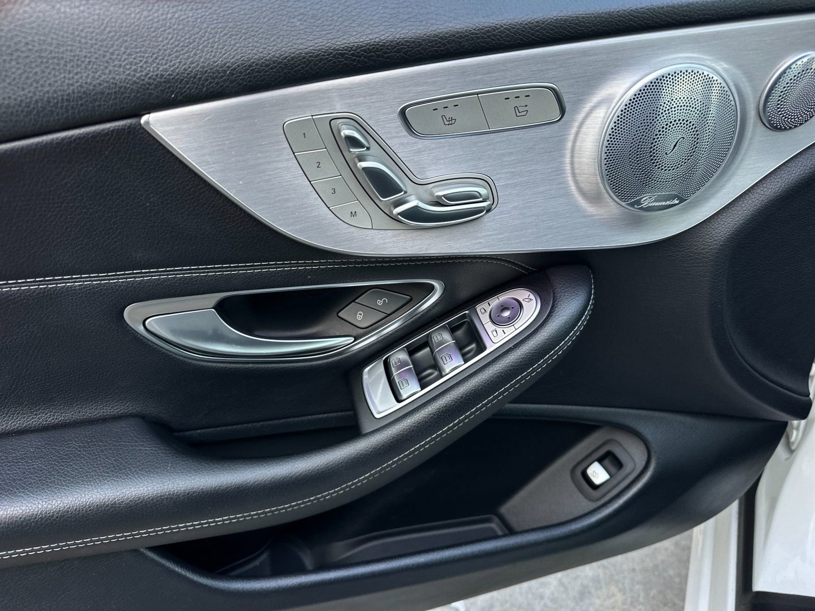 Used 2020 Mercedes-Benz C 300 Cabriolet image 11