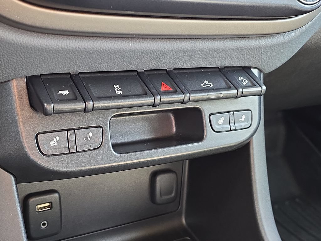 Used 2016 Chevrolet Colorado Z71 AWD/4WD image 20
