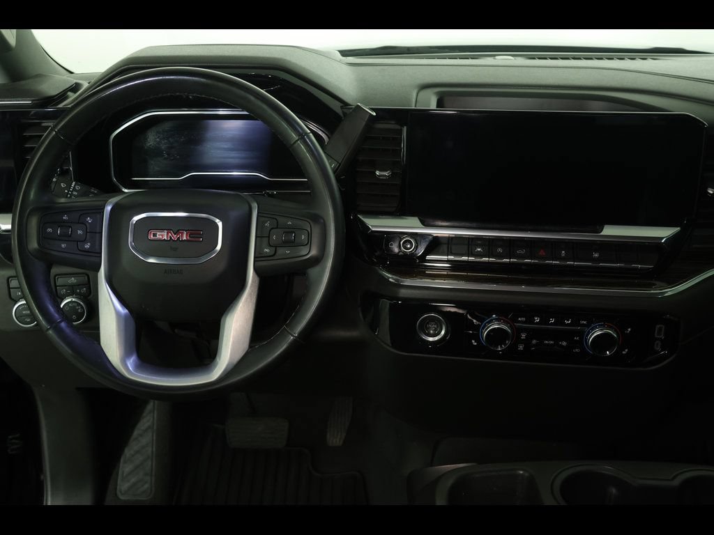 Used 2023 GMC Sierra 1500 SLE AWD/4WD image 17
