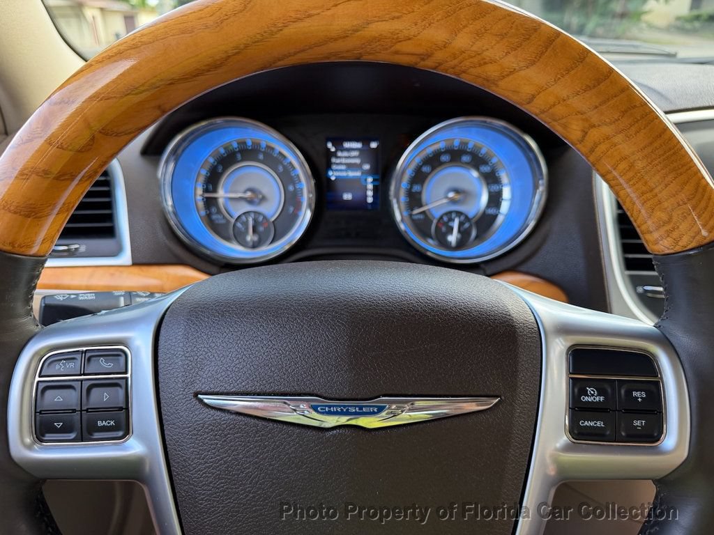 Used 2013 Chrysler 300 C RWD image 53