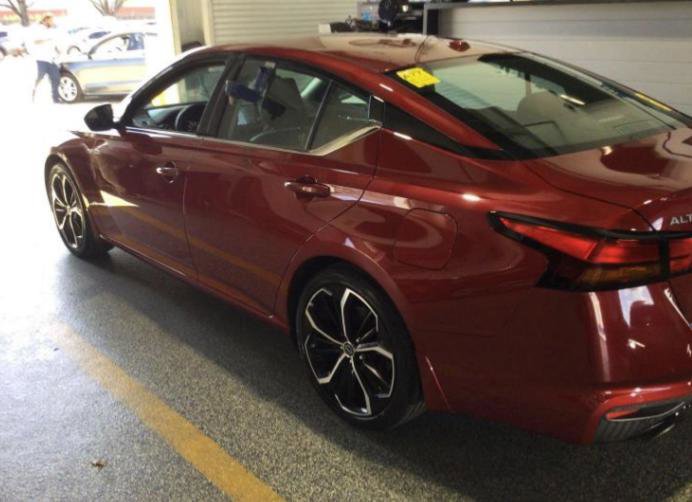 Used 2023 Nissan Altima 2.5 SR image 5