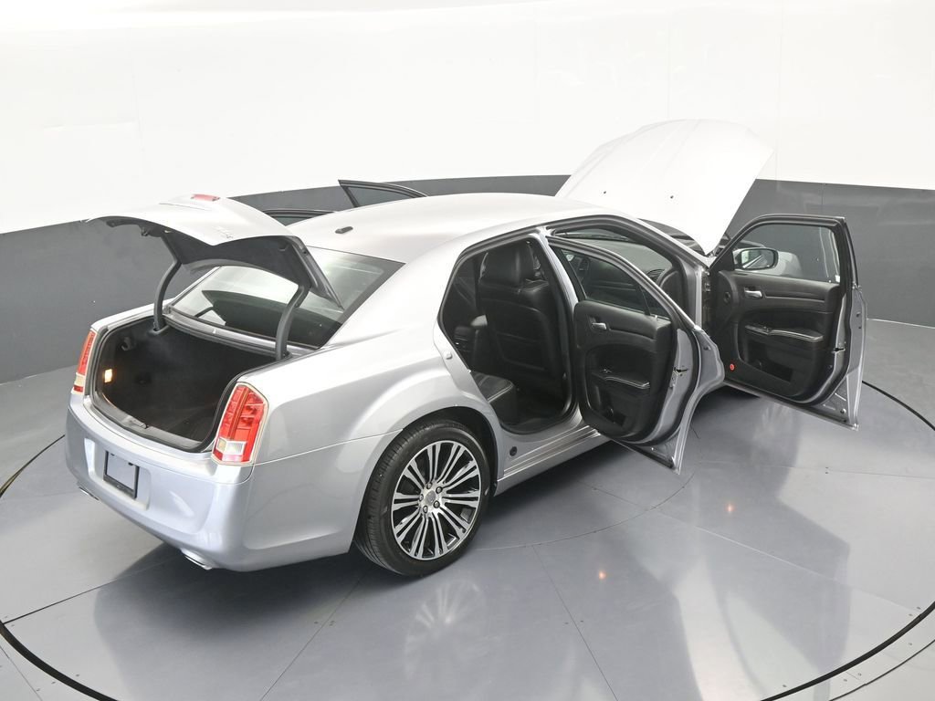 Used 2014 Chrysler 300 S image 65