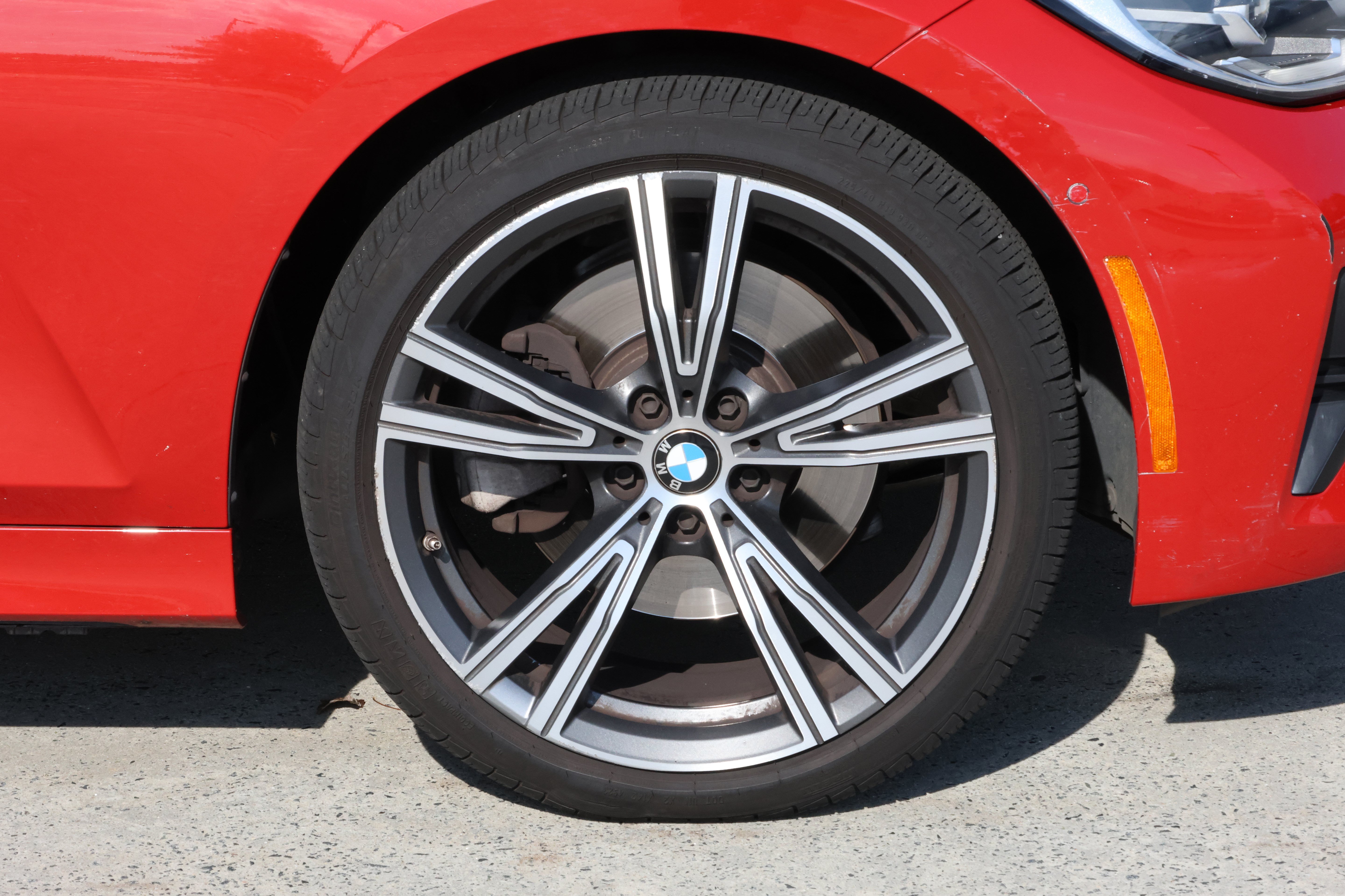 Used 2021 BMW 330i xDrive Sedan w/ Premium Package AWD/4WD image 10