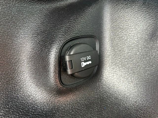 Used 2019 Jeep Cherokee Limited image 51