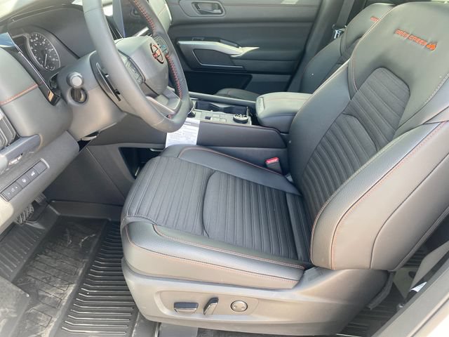 New 2026 Nissan Pathfinder Rock Creek AWD/4WD image 10