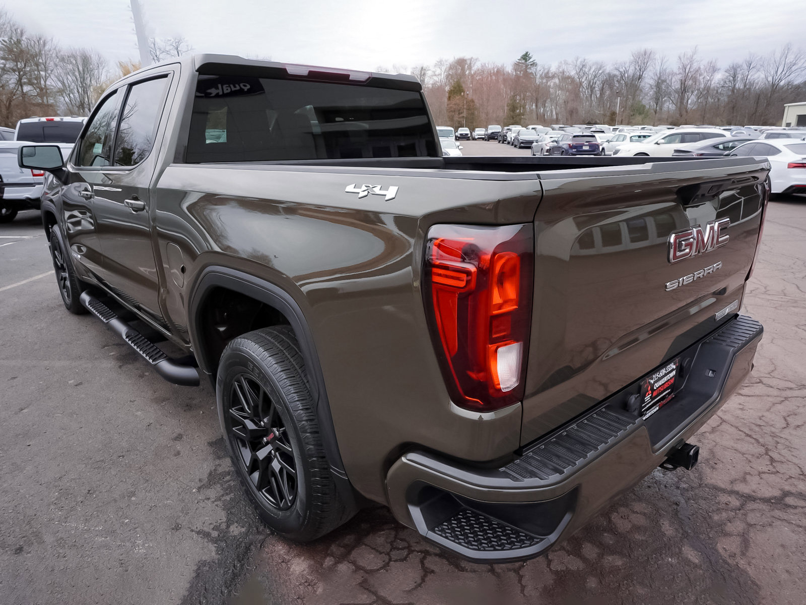 Used 2023 GMC Sierra 1500 Elevation image 4