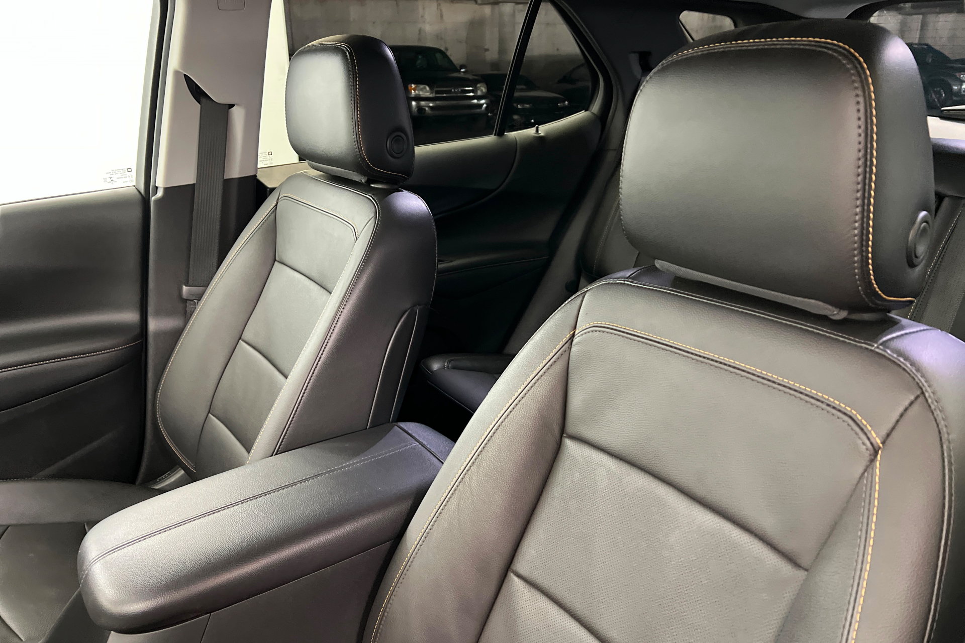 Used 2020 Chevrolet Equinox Premier AWD/4WD image 17