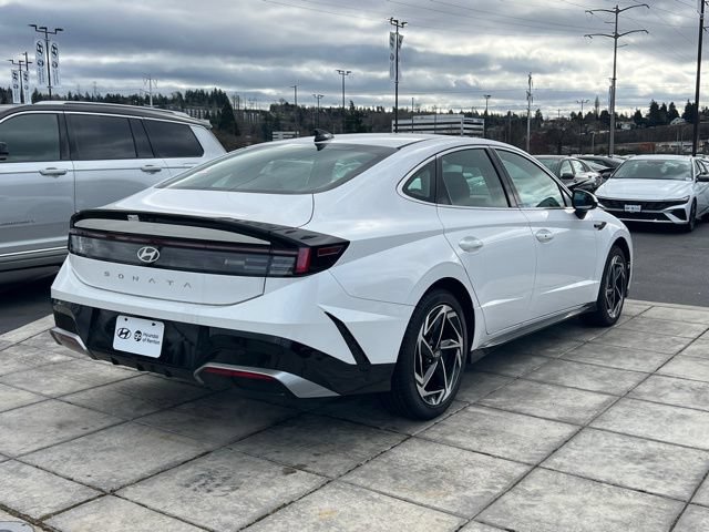 New 2026 Hyundai Sonata SEL FWD image 9