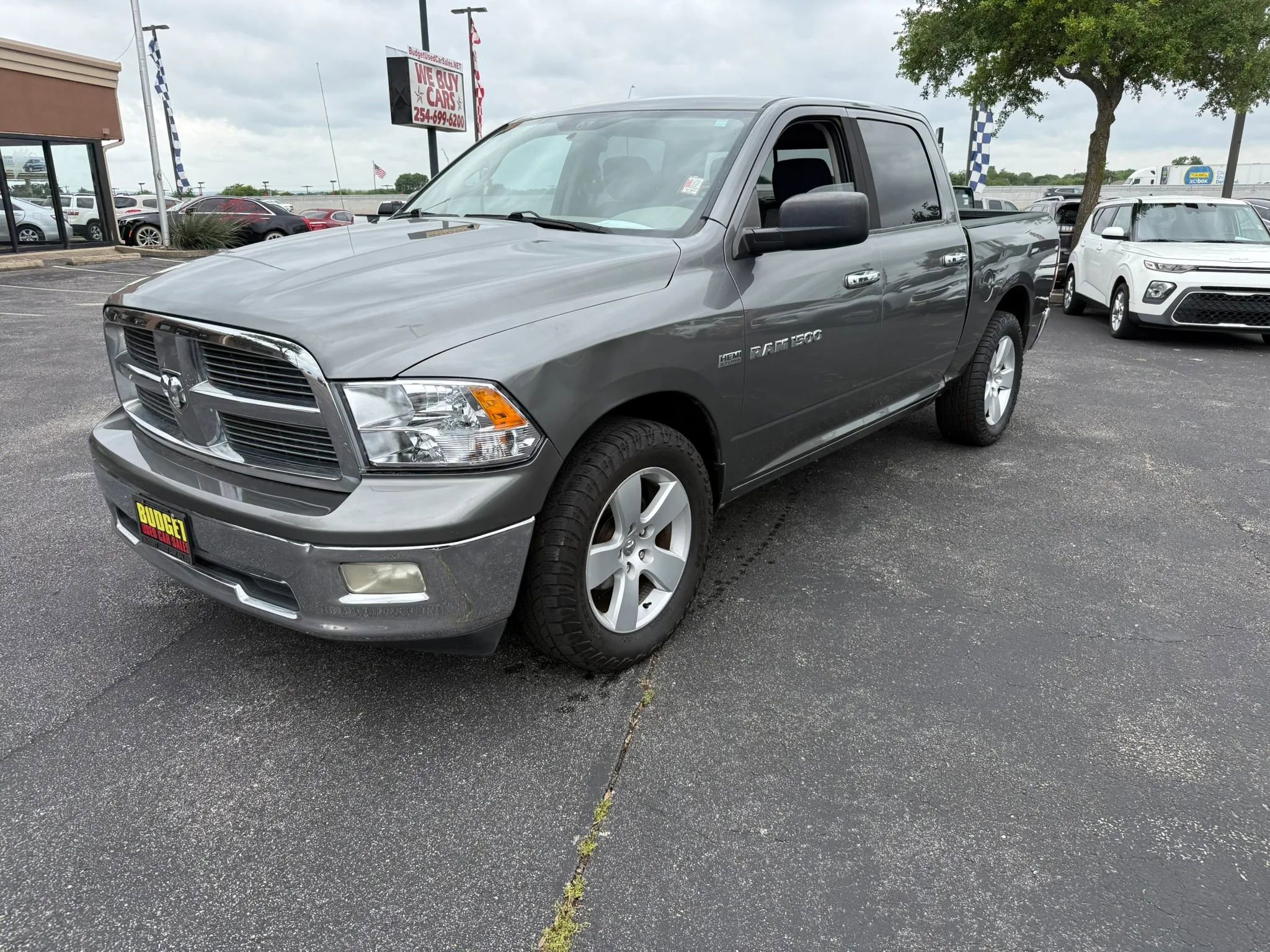 Used 2011 RAM 1500 Lone Star RWD image 1