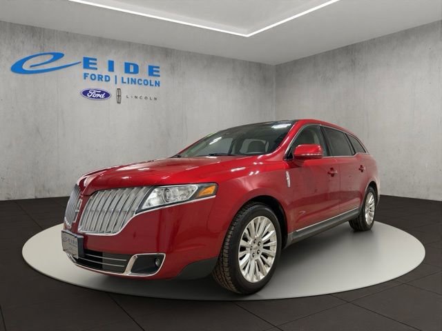 Used 2012 Lincoln MKT AWD image 5
