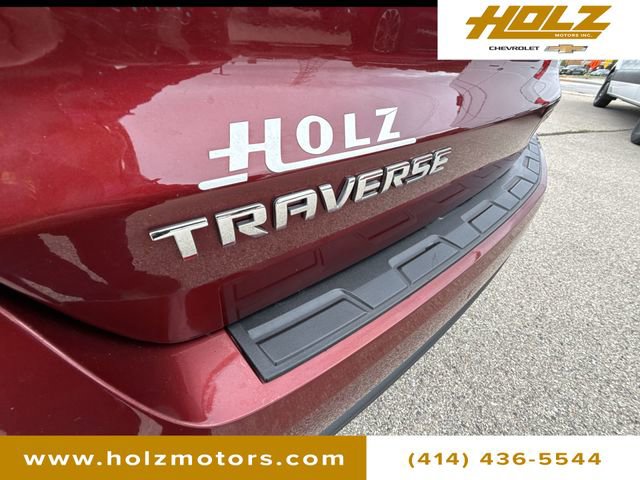 Certified 2017 Chevrolet Traverse LT w/ Style and Technology Package AWD/4WD image 30