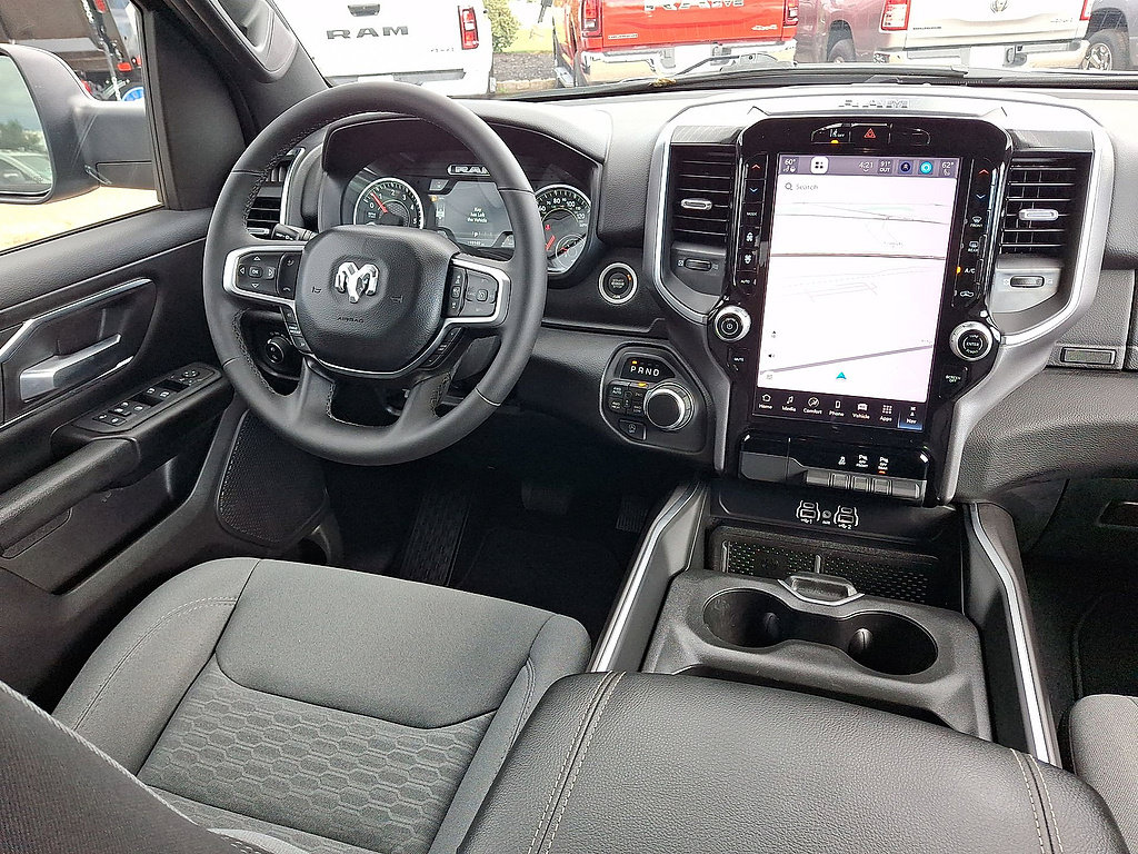Used 2025 RAM 1500 Big Horn AWD/4WD image 15