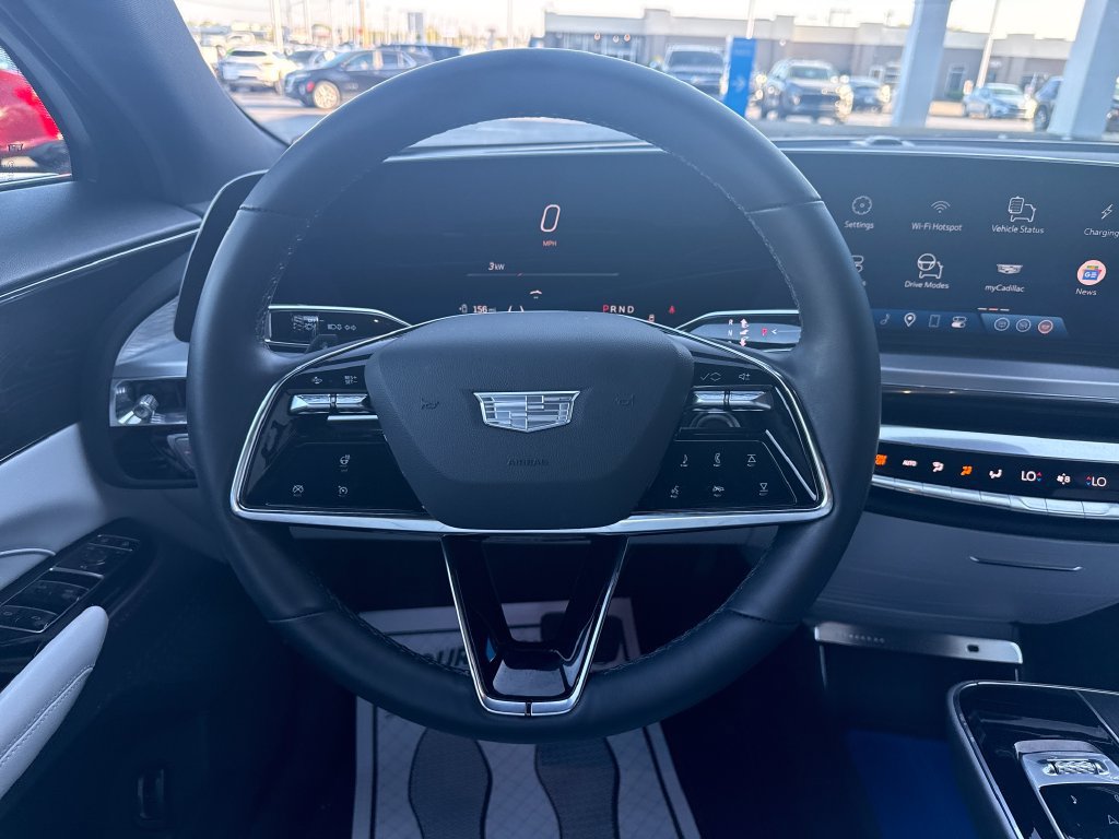 Used 2024 Cadillac Lyriq Luxury RWD image 15